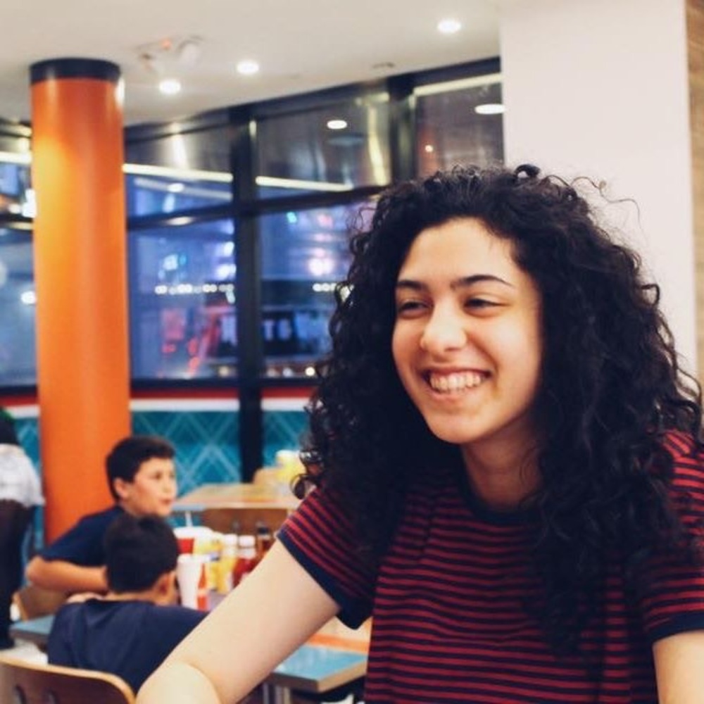 Meet your Posher, Emeraldz